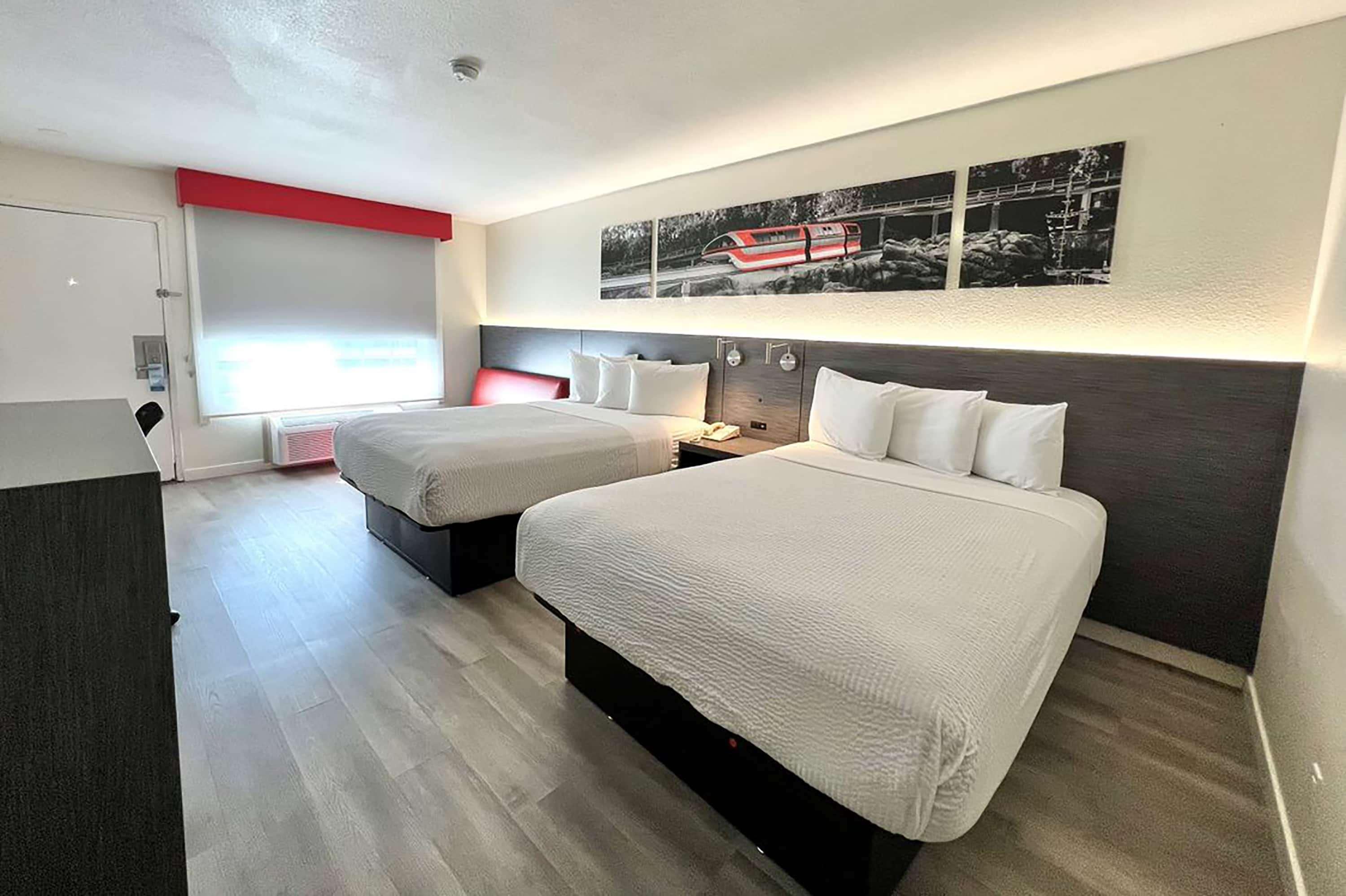 Ramada By Wyndham Anaheim Convention Center Hotel Екстериор снимка