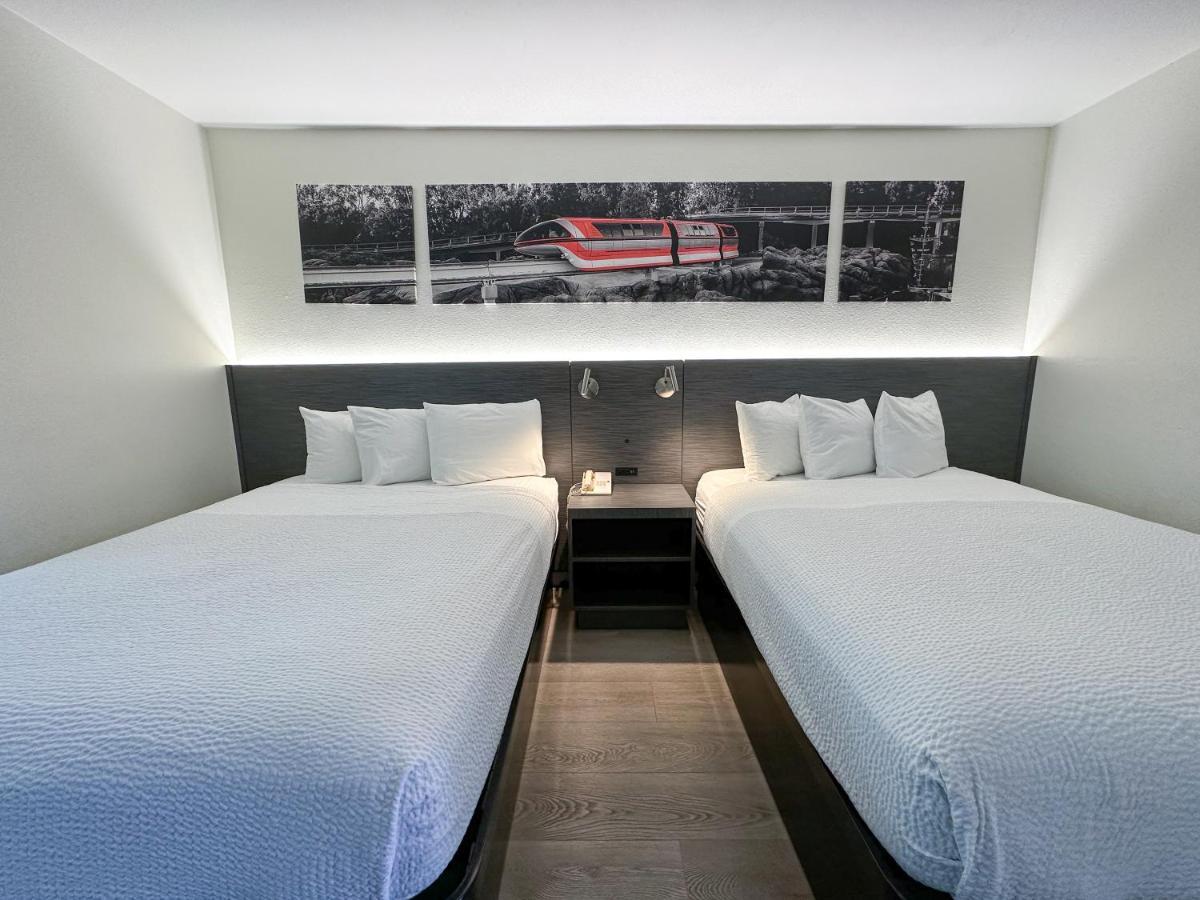Ramada By Wyndham Anaheim Convention Center Hotel Екстериор снимка