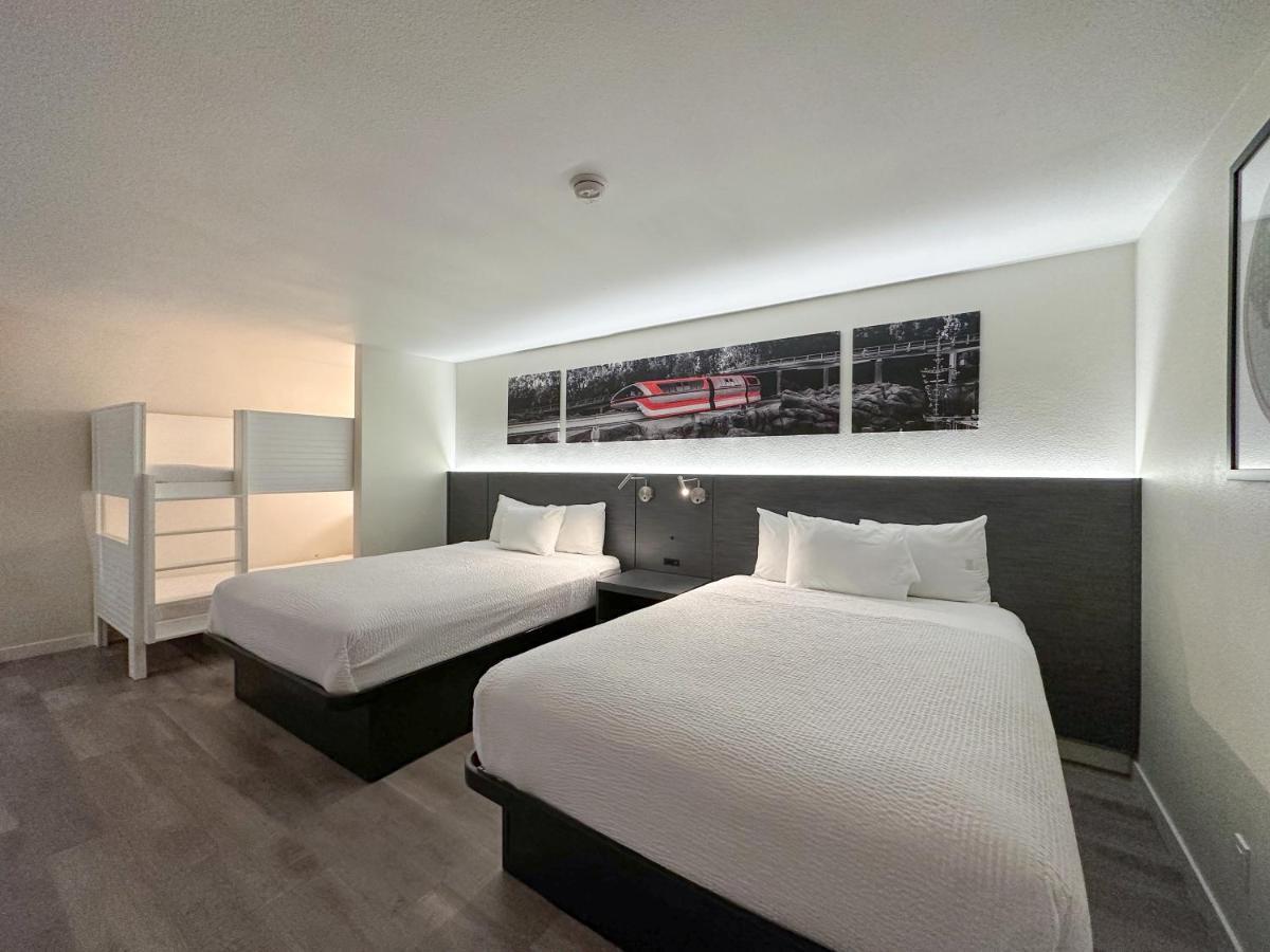 Ramada By Wyndham Anaheim Convention Center Hotel Екстериор снимка