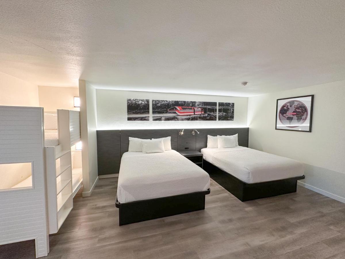 Ramada By Wyndham Anaheim Convention Center Hotel Екстериор снимка